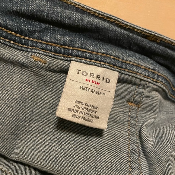 Torrid Denim First at Fit size 24S - Picture 2 of 4